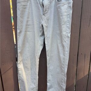 Banana Republic linen blend travelers pants.
